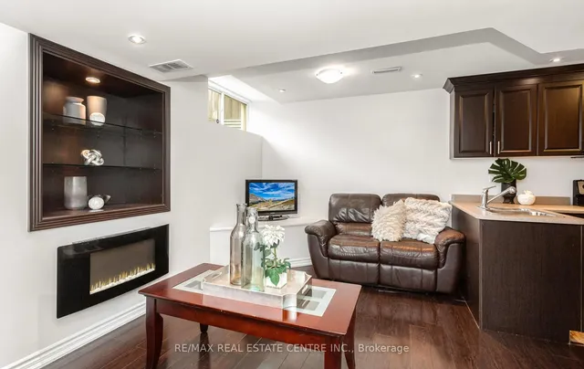 Additional image 40 of 1268 Rolph Terr