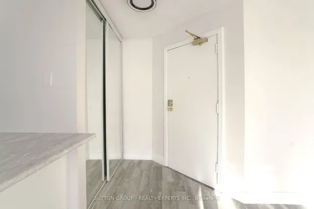 Additional image 6 of 25 Trailwood Dr Unit 2002