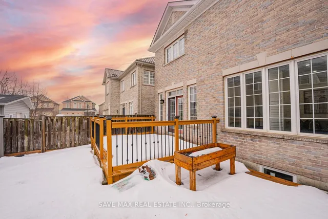 Additional image 41 of 27 Messina Ave