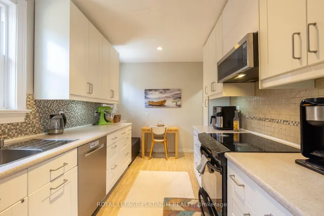 Additional image 15 of 1788 Keele St