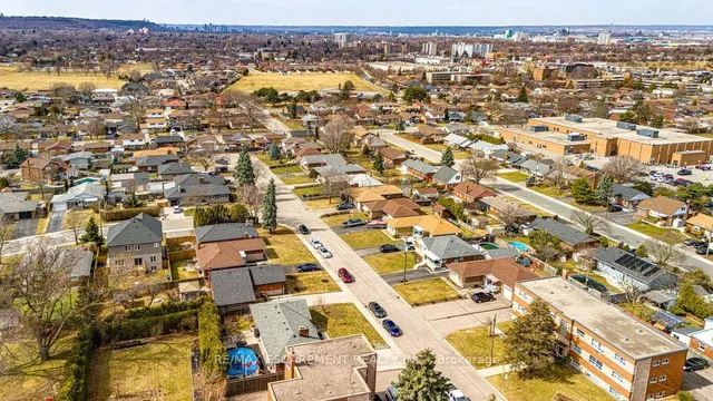 Additional image 50 of 3 Pleasant Ave