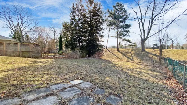 Additional image 4 of 98 Wigmore Dr