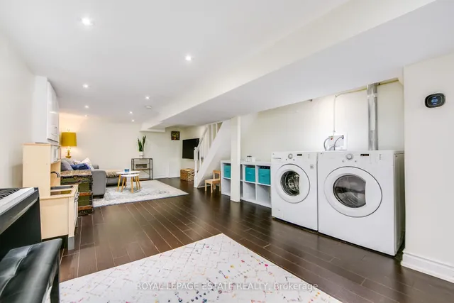 Additional image 25 of 102 Springdale Blvd