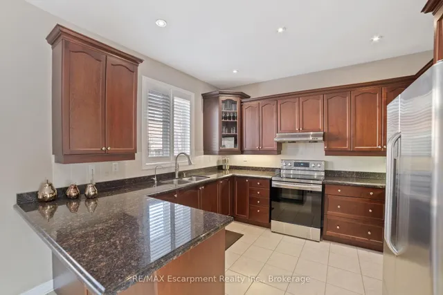 Additional image 29 of 18 Cooperage St