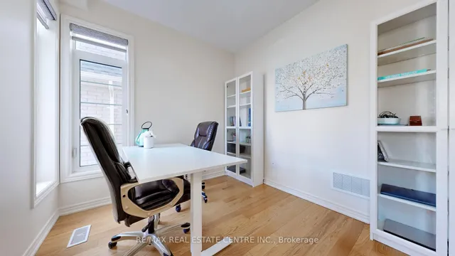 Additional image 5 of 25 Fann Dr