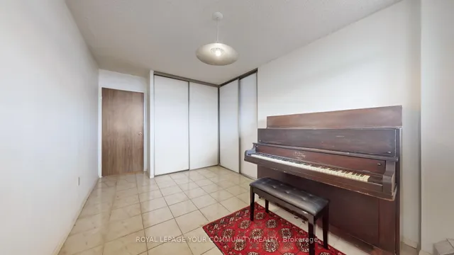 Additional image 23 of 2050 Bridletowne Circ Unit 1212