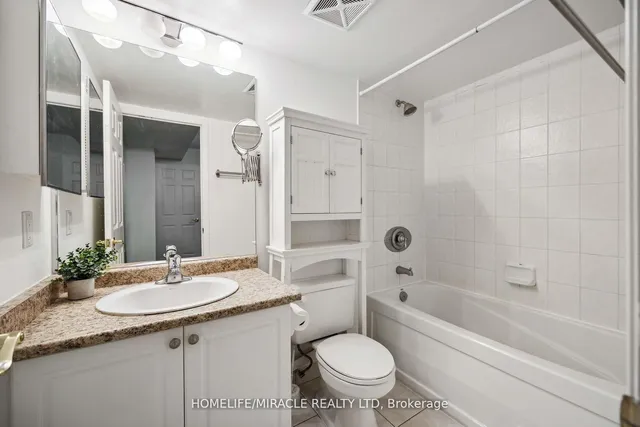 Additional image 14 of 30 Grand Trunk Cres Unit 302