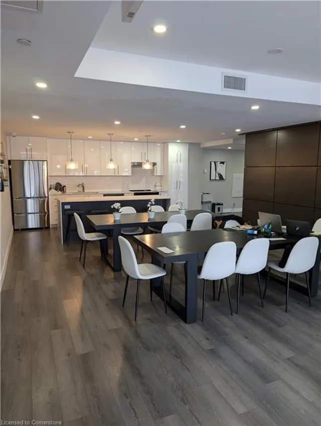 Additional image 34 of 15 Queen St Unit 1707