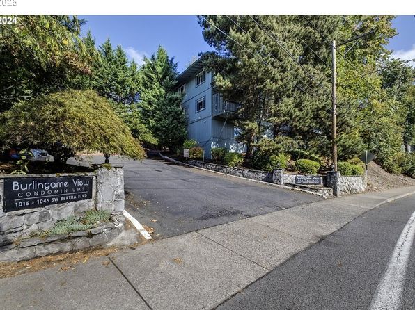 1035 SW Bertha Blvd APT 4, Portland, OR 97219