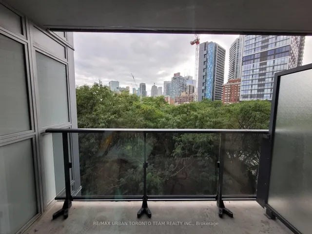 Additional image 6 of 219 Dundas St Unit 605