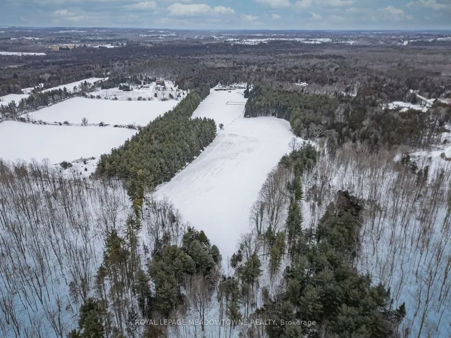 Additional image 38 of 13738 Sixth Line