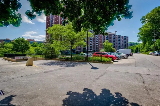 Additional image 39 of 1966 Main St Unit 402