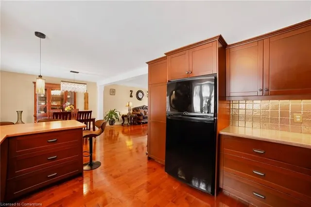 Additional image 28 of 12 Portal Crt