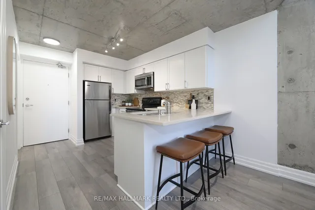 Additional image 10 of 1029 King St Unit 818