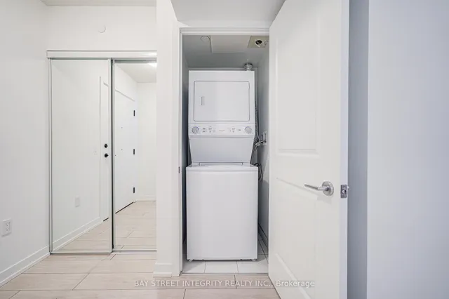 Additional image 9 of 556 Marlee Ave Unit 304