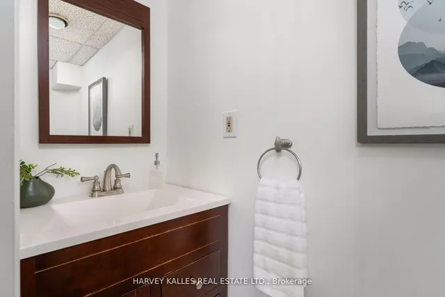 Additional image 40 of 469 Roselawn Ave