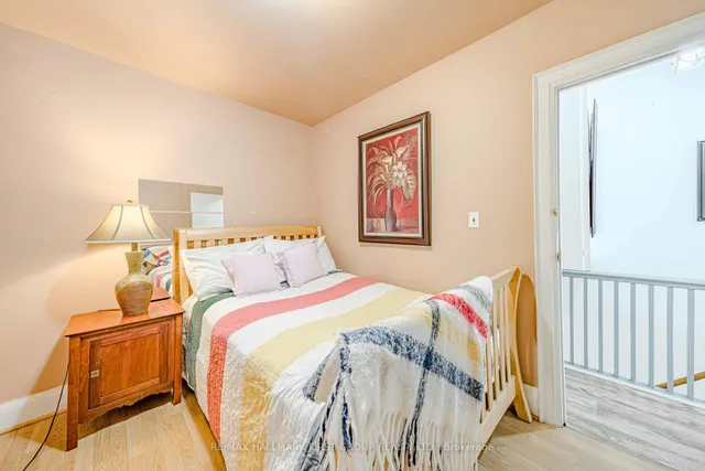 Additional image 25 of 882 Weston Rd