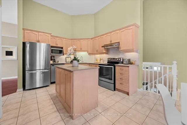 Additional image 9 of 4104 Bianca Forest Dr