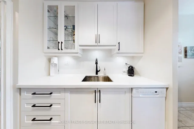 Additional image 10 of 219 Wilson Ave Unit 205