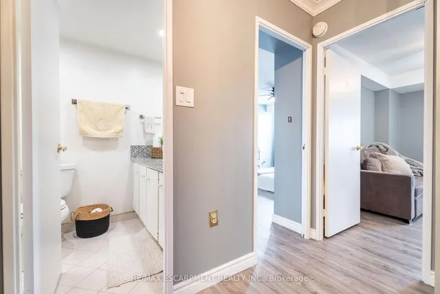 Additional image 17 of 500 Green Rd Unit 1206