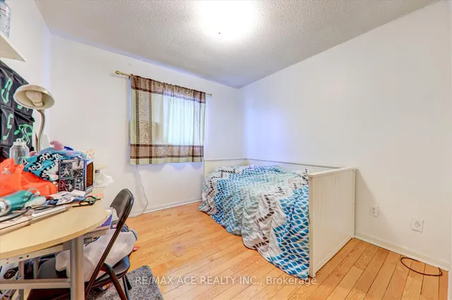 Additional image 24 of 6 Rockwood Dr