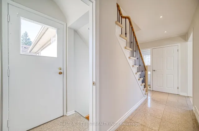 Additional image 4 of 14 Houston Cres