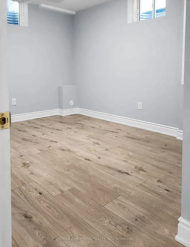 Additional image 33 of 151 RUSSELL CREEK Dr