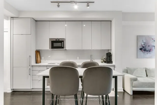 Additional image 13 of 330 Richmond St Unit 921