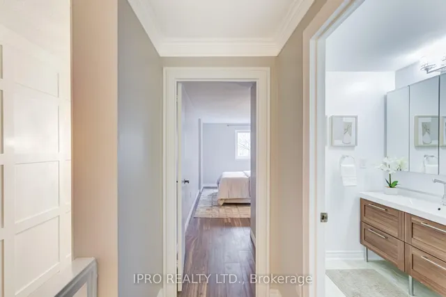 Additional image 29 of 130 Ling Rd Unit 61