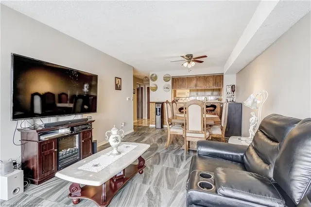 Additional image 15 of 495 Highway No. 8 Unit 510