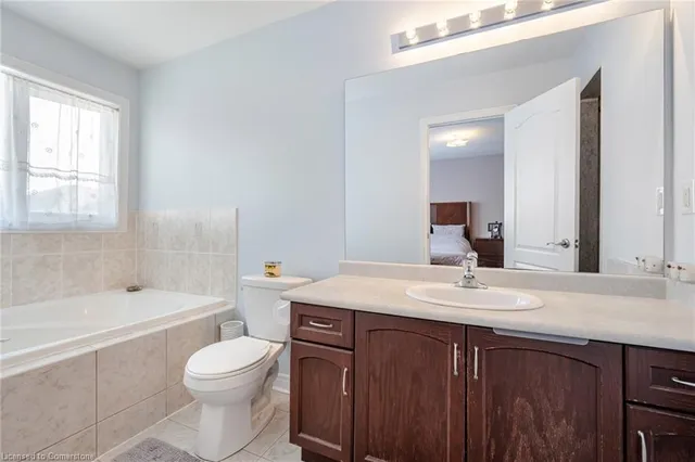 Additional image 28 of 11 Pomell Trail