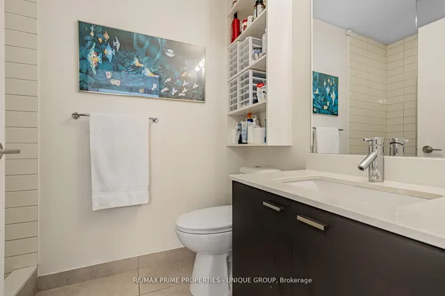 Additional image 21 of 30 Roehampton Ave Unit 308