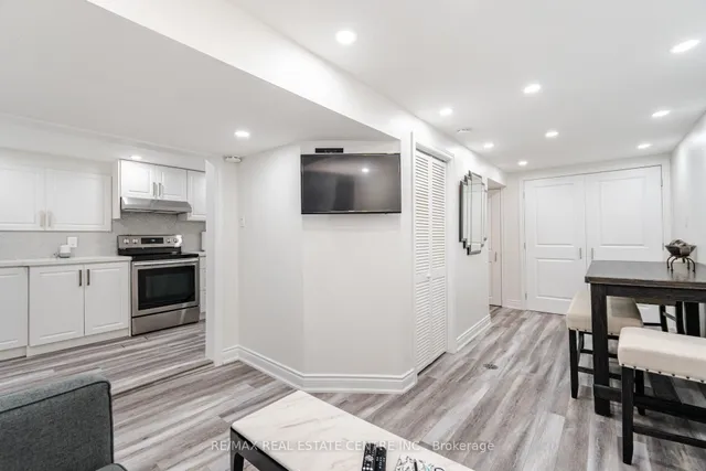 Additional image 39 of 55 Mallard Cres