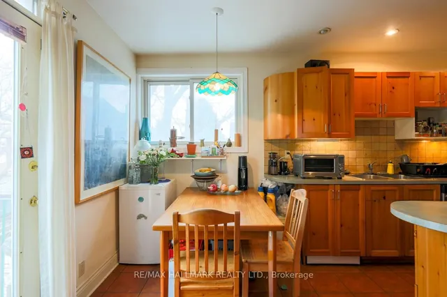 Additional image 27 of 129 Brunswick Ave