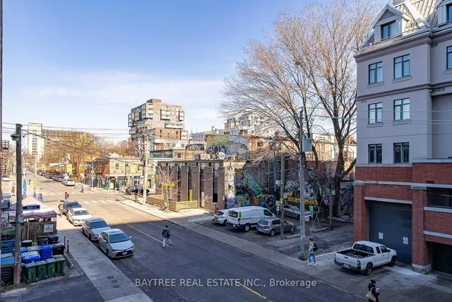 Additional image 15 of 2 Augusta Ave Unit 202