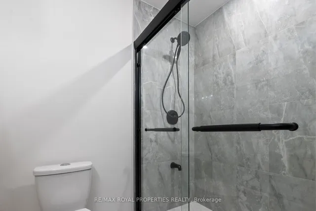 Additional image 27 of 304A Aylesworth Ave