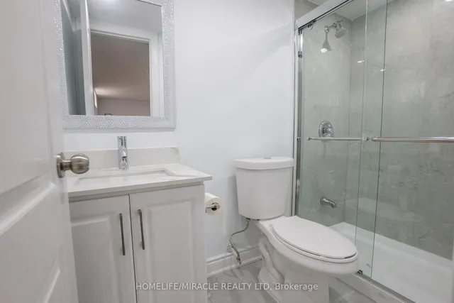 Additional image 26 of 41 Grande Ave