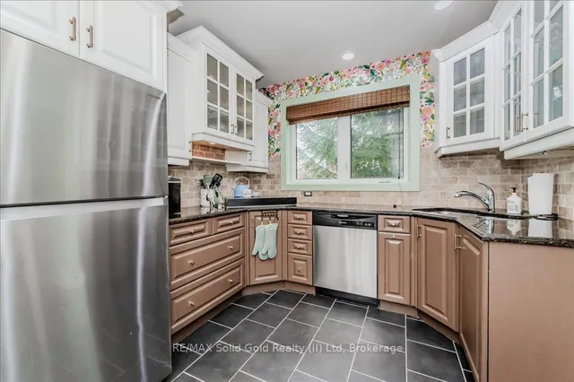 Additional image 14 of 56 Woolwich St