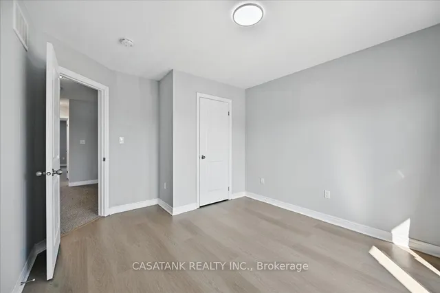 Additional image 21 of 103 Springvalley Cres