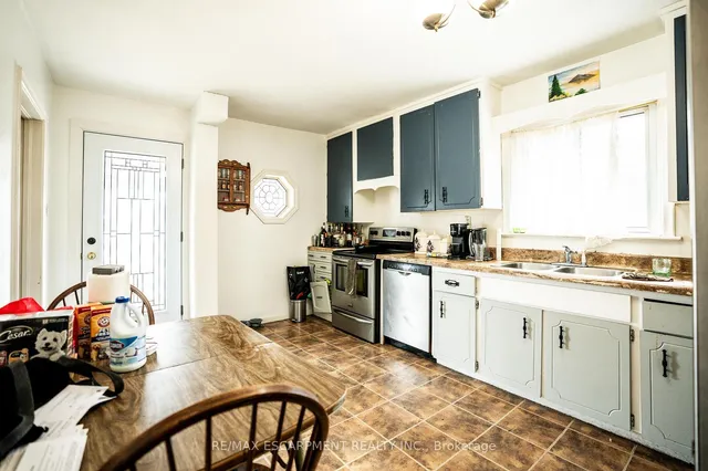 Additional image 7 of 21 Shynal Ave