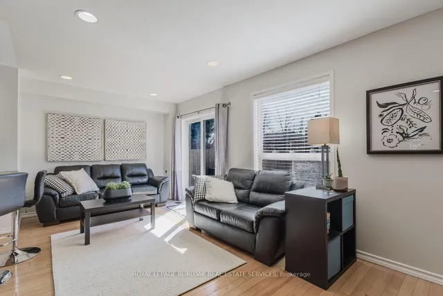 Additional image 14 of 66 Foxborough Dr