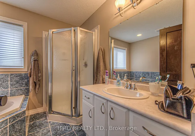 Additional image 20 of 366 Steepleridge St