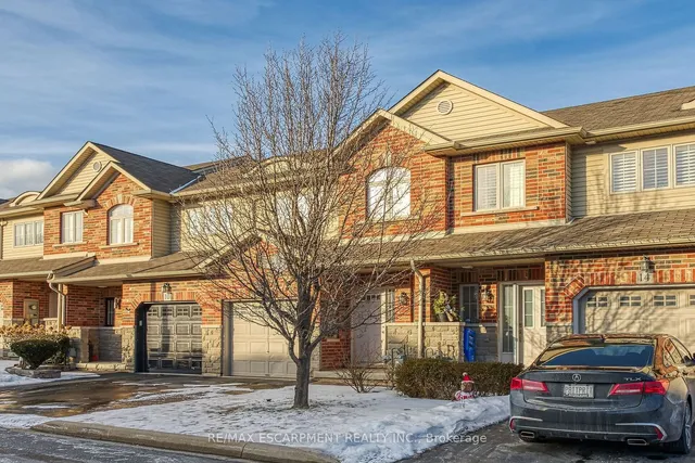 12 Marina Point Cres