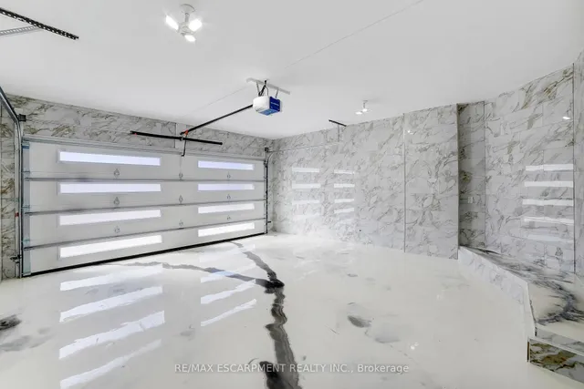 Additional image 5 of 111 Vineberg Dr