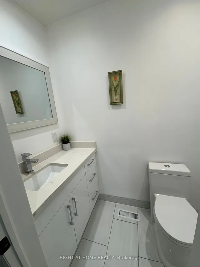 Additional image 16 of 22 Silverthorne Bush Dr