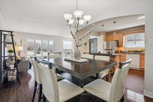 Additional image 14 of 43 Yorkdale Cres