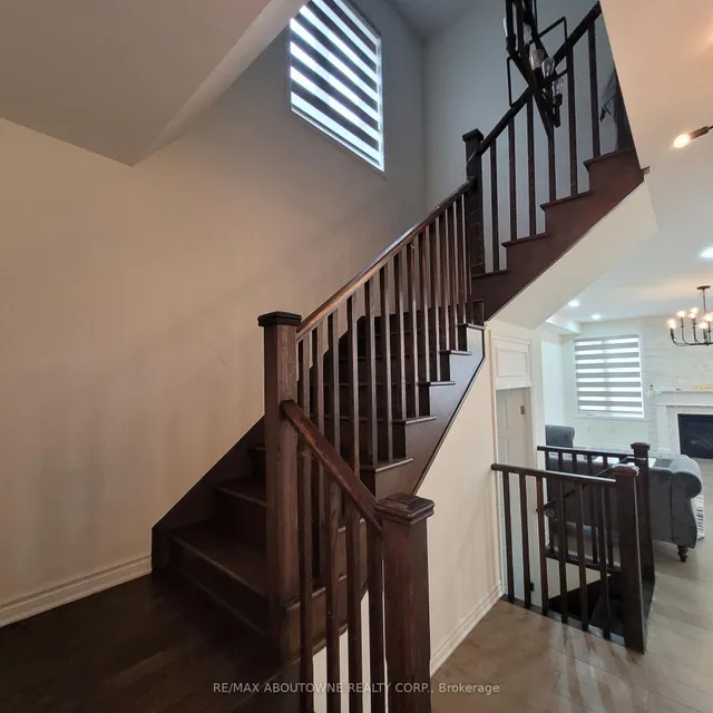 Additional image 2 of 973 Logan Dr