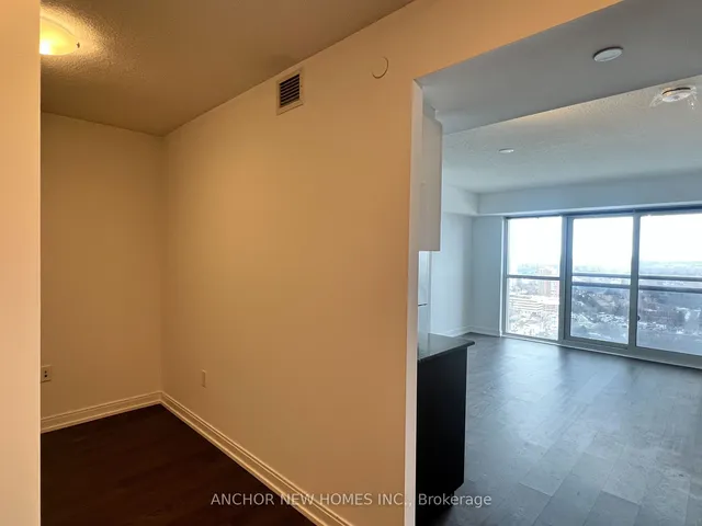 Additional image 10 of 275 Village Green Sq Unit 2820