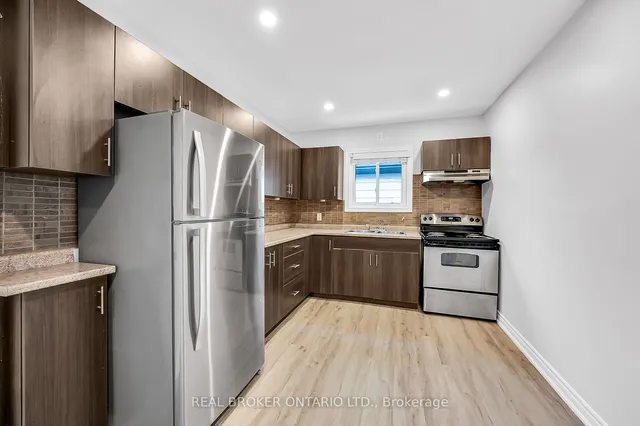 Additional image 14 of 417 Paling Ave