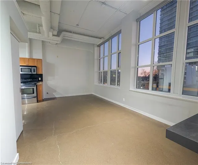 Additional image 12 of 404 King St Unit 316